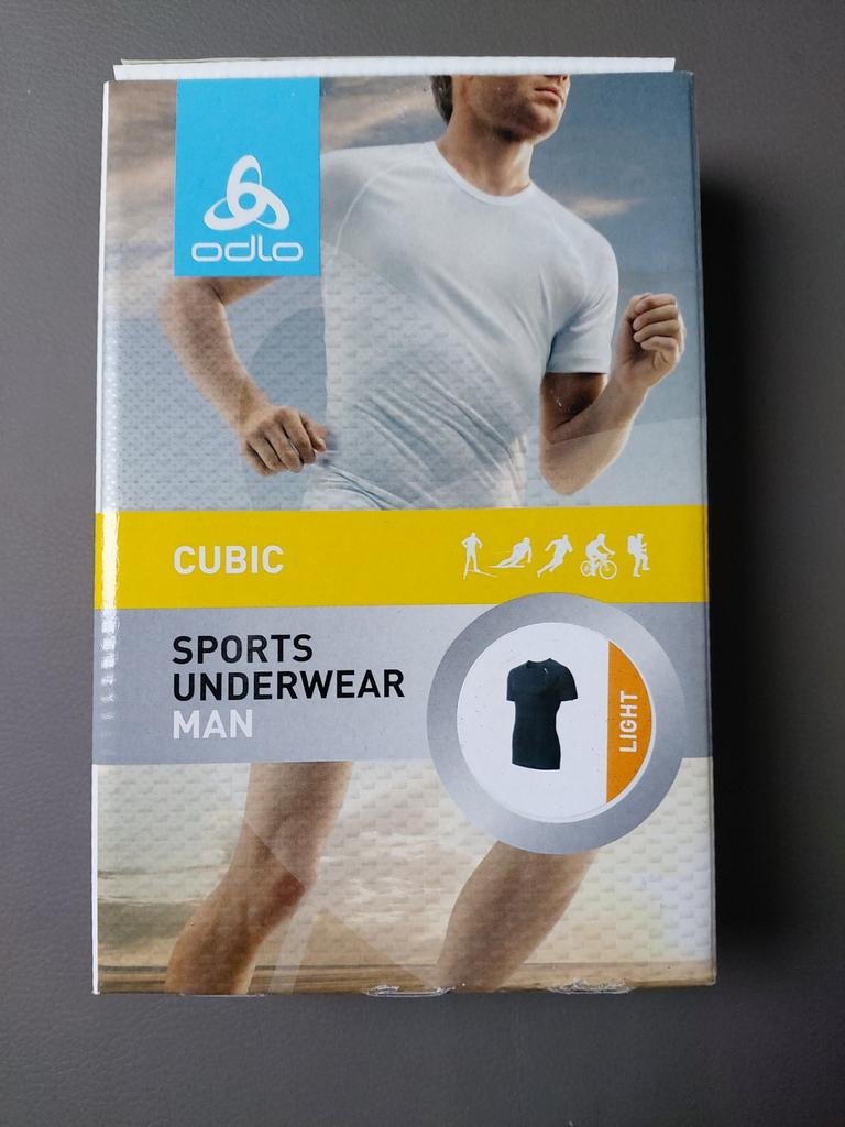 T-shirts et pantalons thermiques, Enlèvement ou Envoi, Vêtements