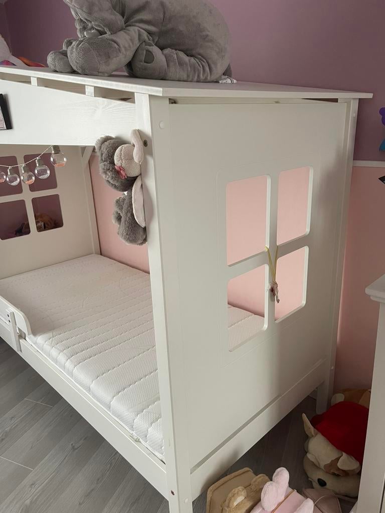 Lit cabane 90x200, 140 à 160 cm, 85 à 100 cm, Comme neuf, Enlèvement