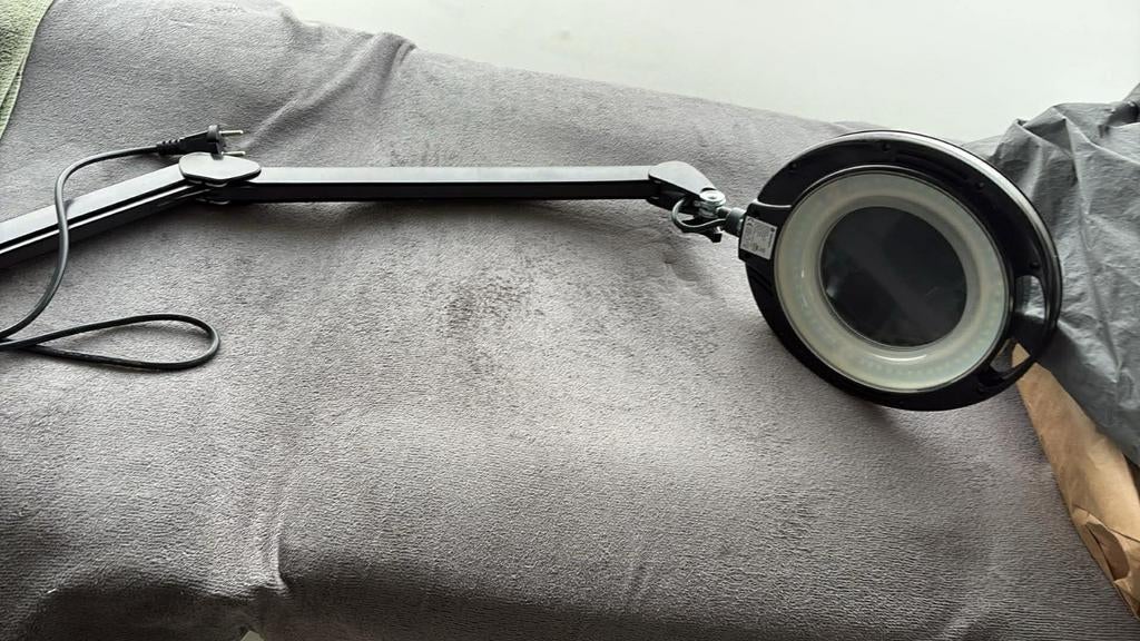 Loeplamp met vergrootglas, Hobby en Vrije tijd, Vergrootglazen, Loepen en Loeplampen, Ophalen, Zo goed als nieuw, Vergrootglas of Loep