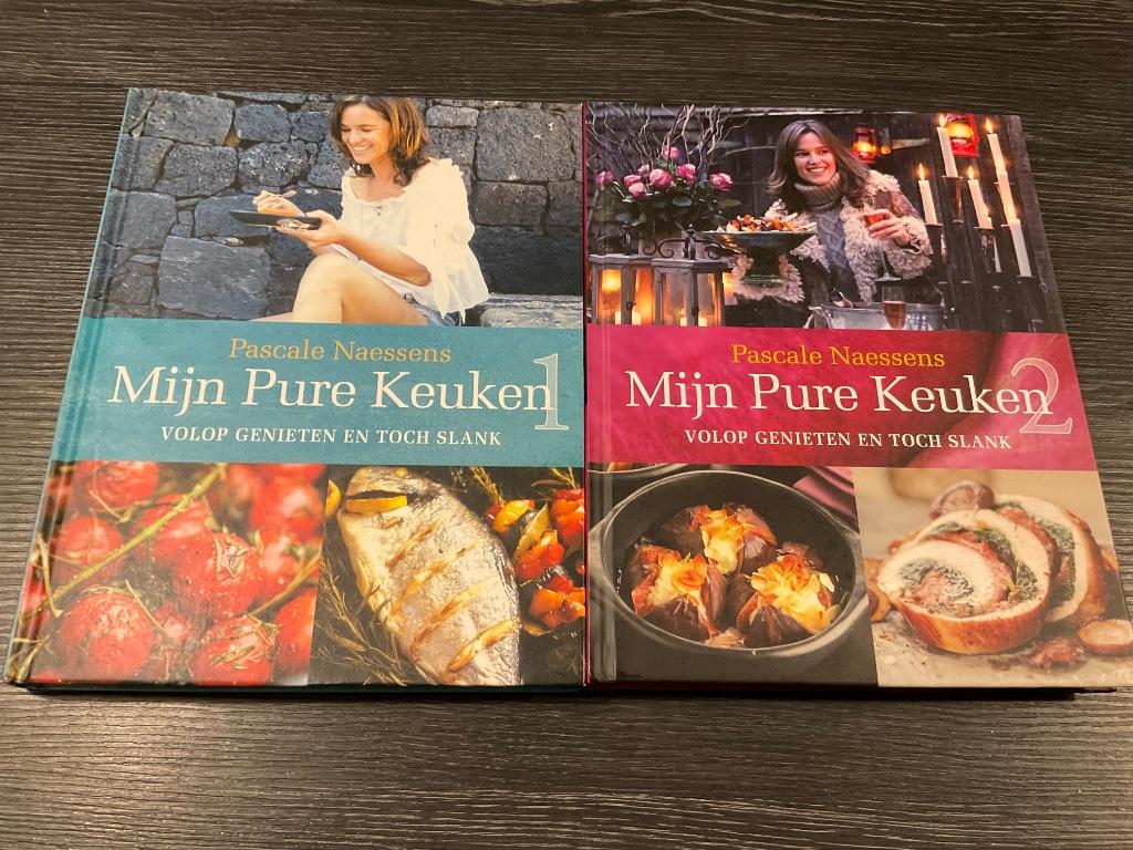 Kookboeken Pascale Naessens Mijn Pure Keuken 1 & 2, Enlèvement ou Envoi, Comme neuf, Pascale Naessens