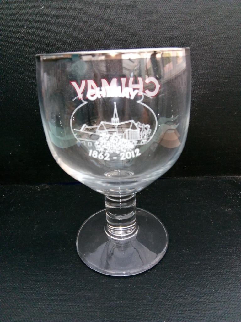 CHIMAY 1862 - 2012 geëmailleerd glas op voet (33cl), Ophalen of Verzenden, Zo goed als nieuw, Glas of Glazen, Overige merken