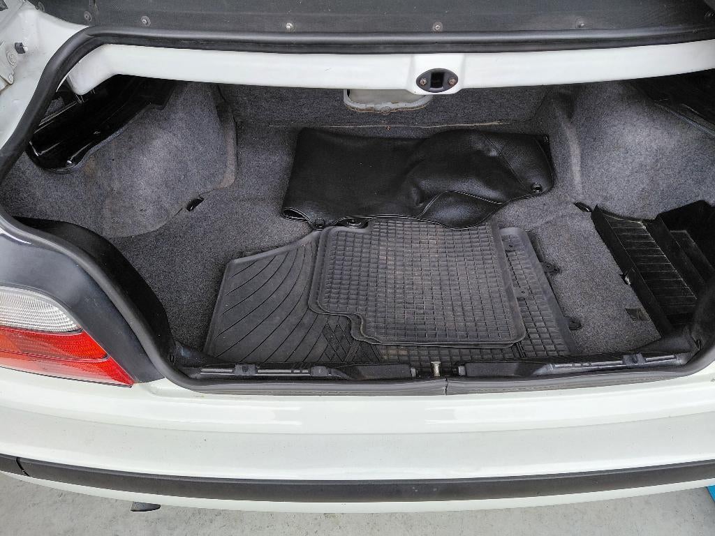 BMW E36 BAUR 318i, foto 12
