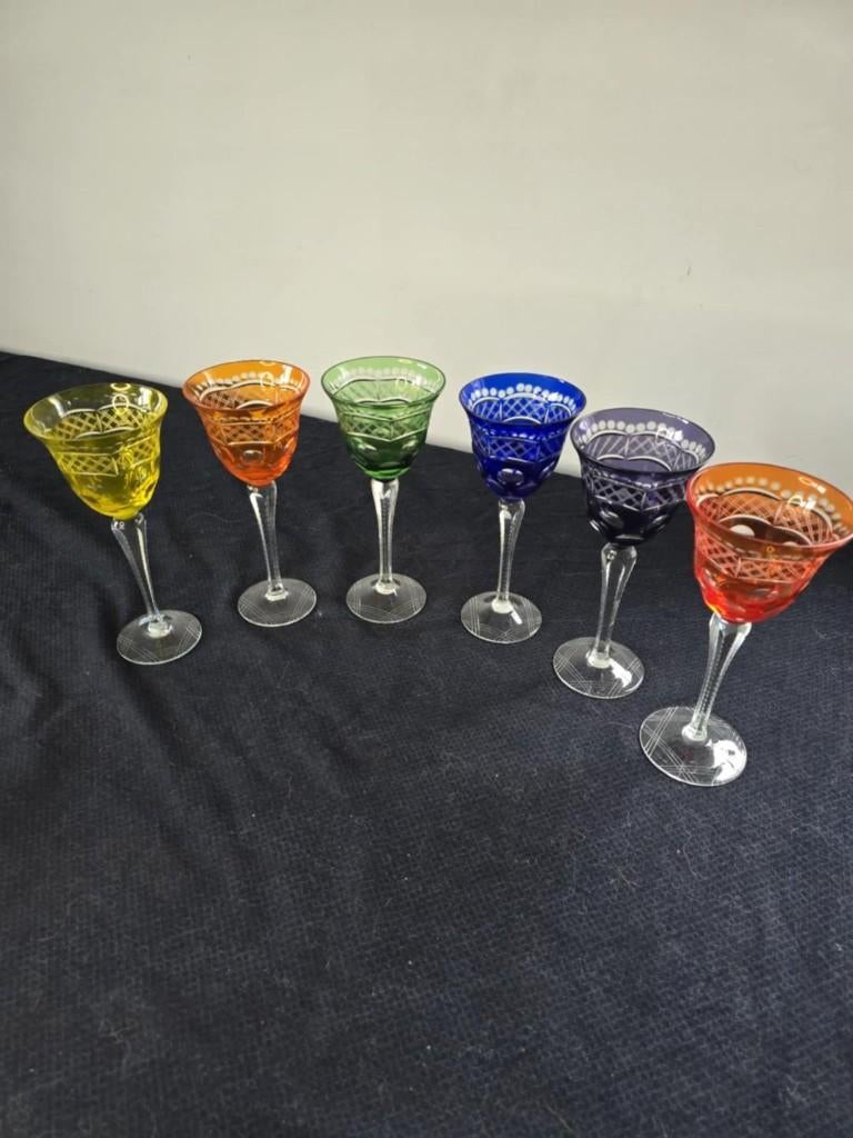 Set van 6 wijnglazen van geslepen kristal, Antiek en Kunst, Ophalen of Verzenden