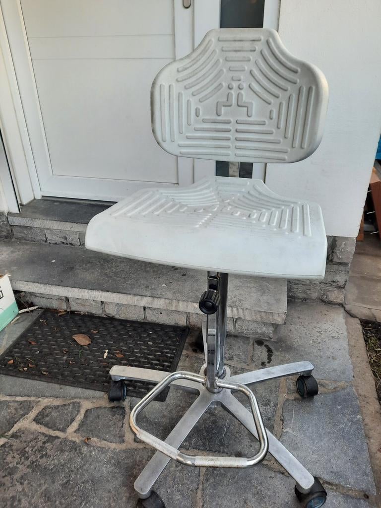 Chaise haute réglable solide et lavable, Enlèvement