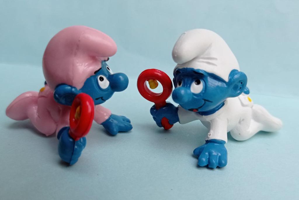 De smurfen : baby smurf met rammelaar 20179/20202, Verzamelen, Ophalen of Verzenden, Gebruikt, Poppetje, Figuurtje of Knuffel