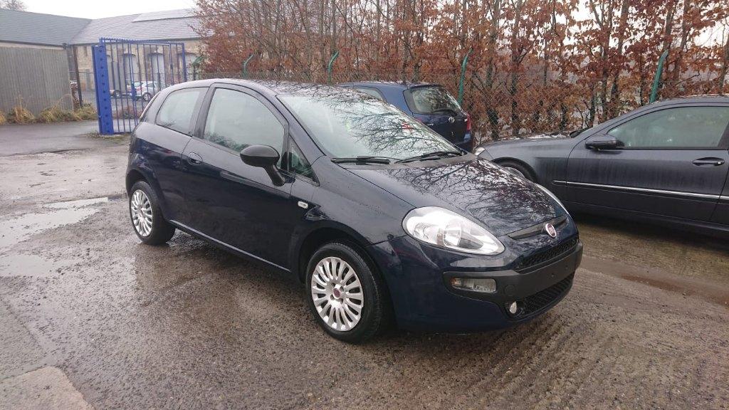 Fiat punto evo 2015 1200cc essence 64000 km export marchand, Voorwielaandrijving, Stof, Blauw, Bedrijf