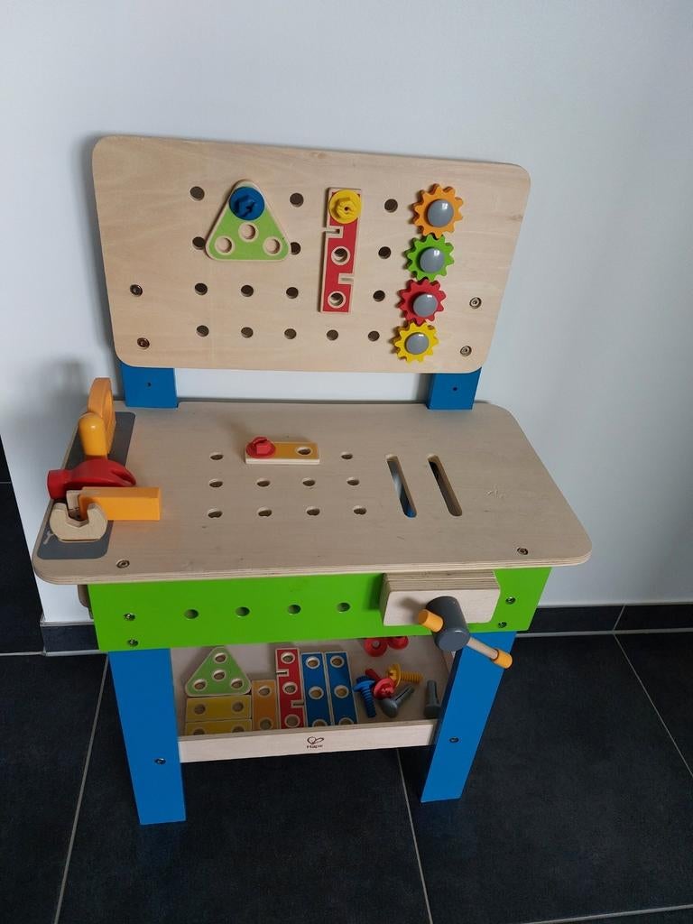 Houten kinderwerkbank Hape, Kinderen en Baby's, Ophalen, Zo goed als nieuw