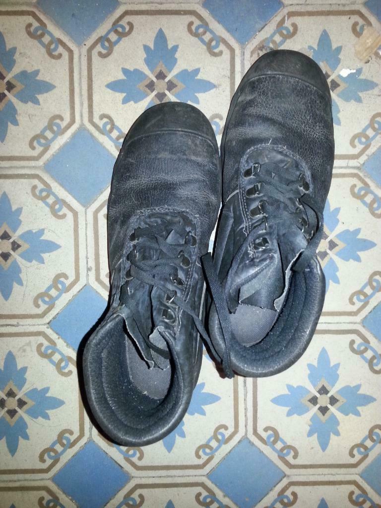 CHAUSSURE DE SECURITE, Ophalen