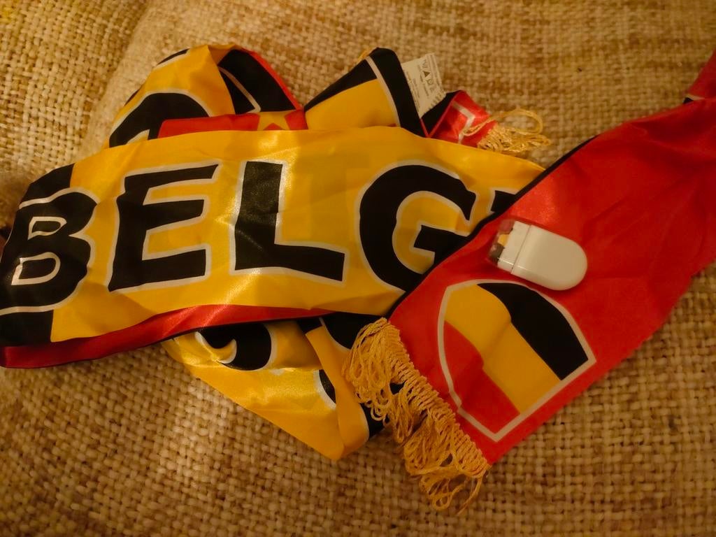 écharpe maquillage  joue supporter Belgique football diables, Enlèvement, Utilisé