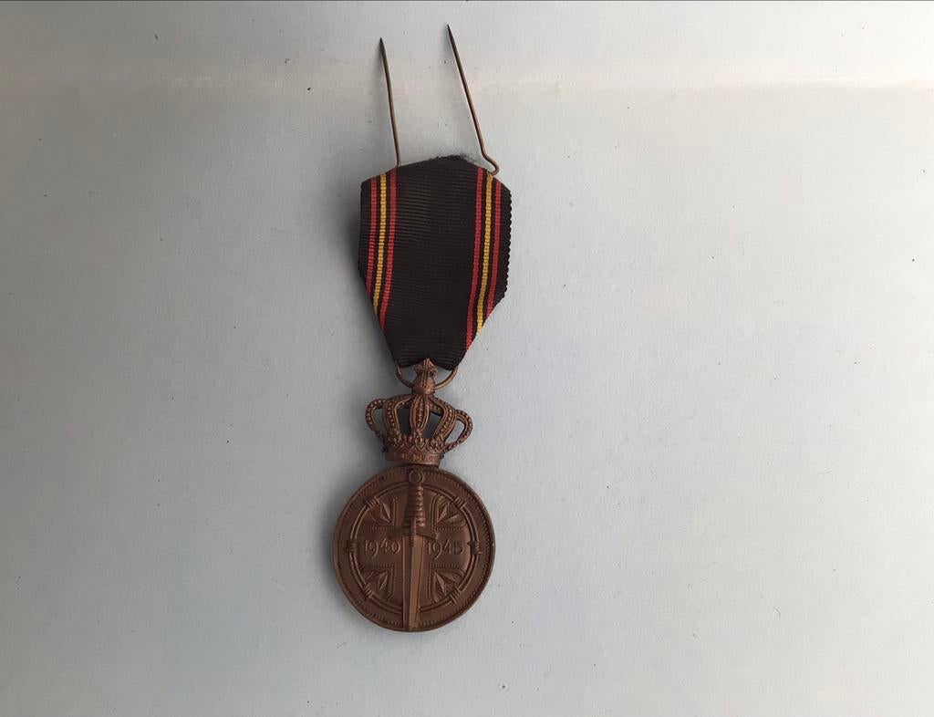 Herdenkingsmedaille met lint (2 wereldoorlog ), Enlèvement ou Envoi