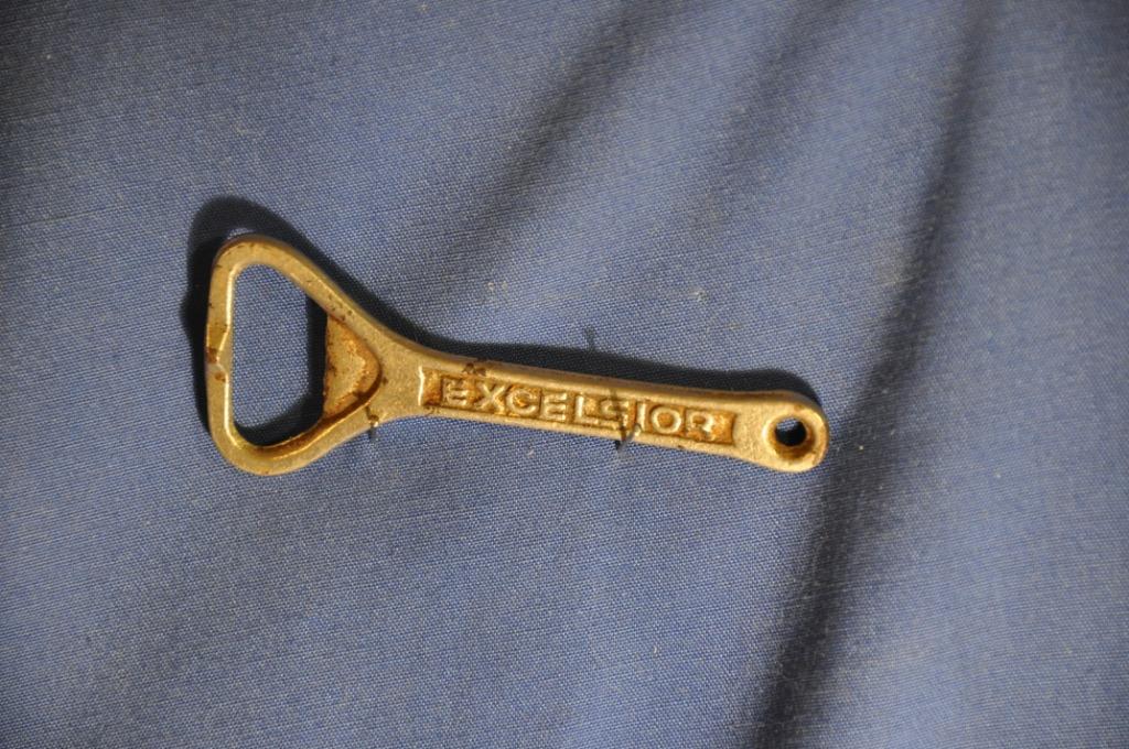 decapsuleur excelsior gand-gent (76), Ophalen of Verzenden, Gebruikt, Flesopener, Overige merken