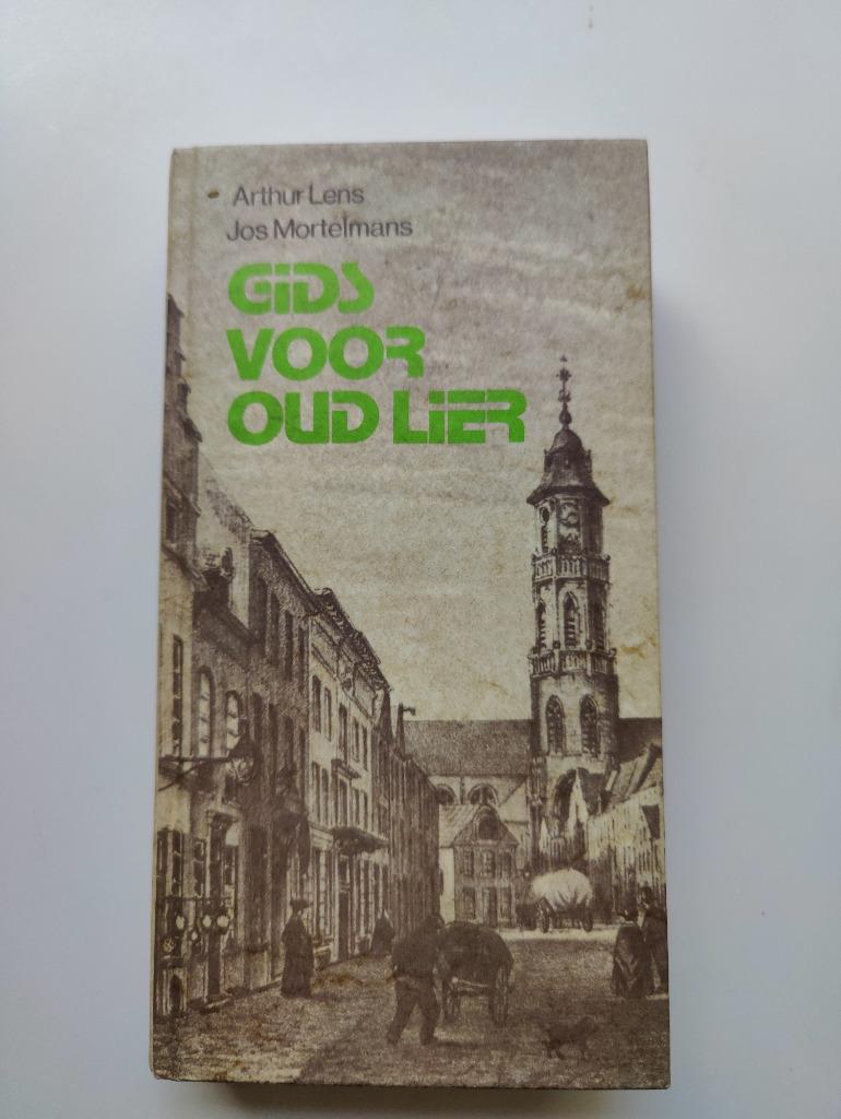 Gids voor oud Lier, Boeken, Ophalen, Zo goed als nieuw