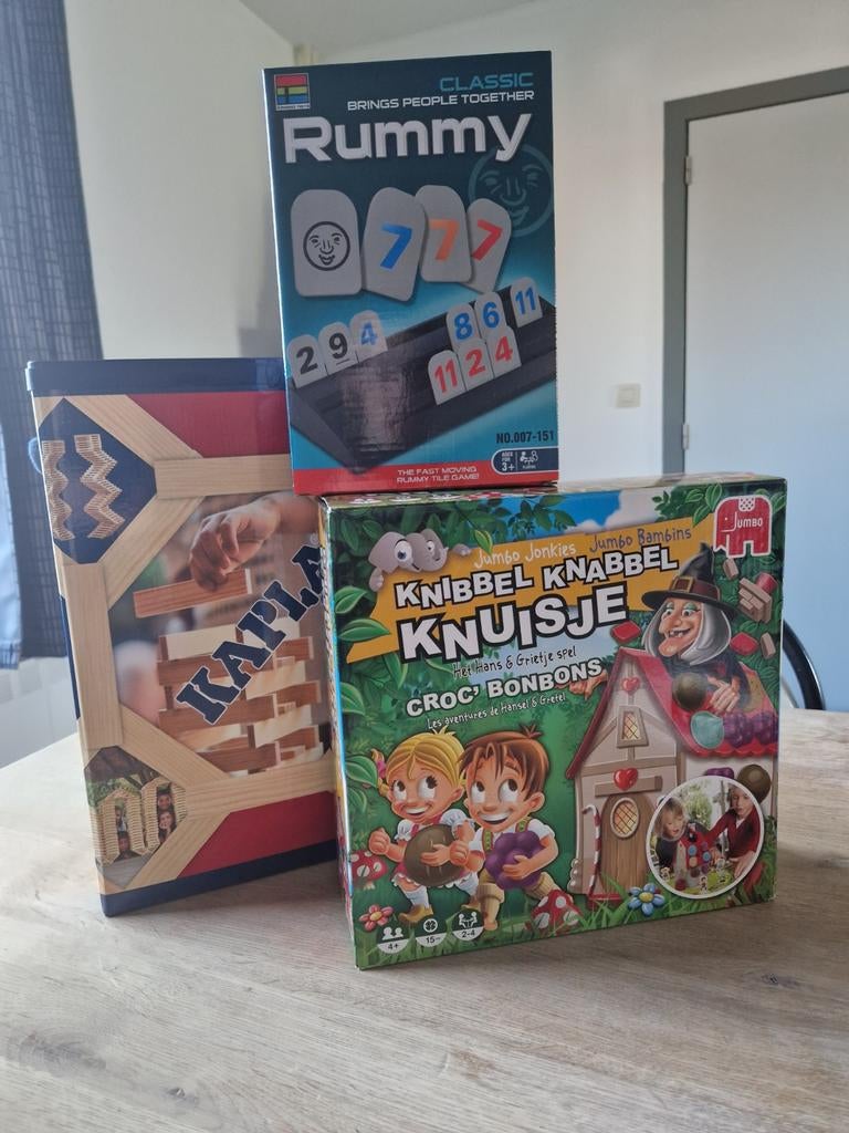 Set kapla en spellen, Enlèvement