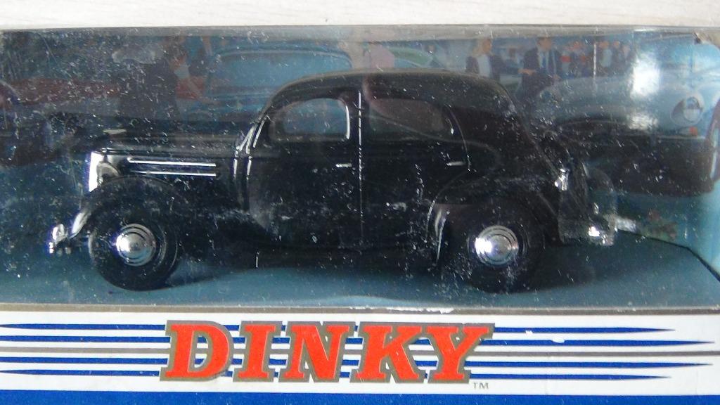 voiture 1/43ieme ford T V8 pilot 1950, Enlèvement ou Envoi, Neuf, Voiture, Dinky Toys