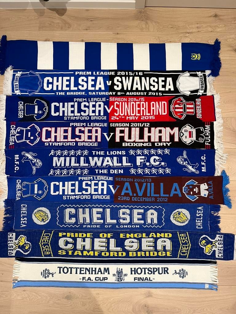Lot de foulards de football de différentes équipes, Enlèvement ou Envoi