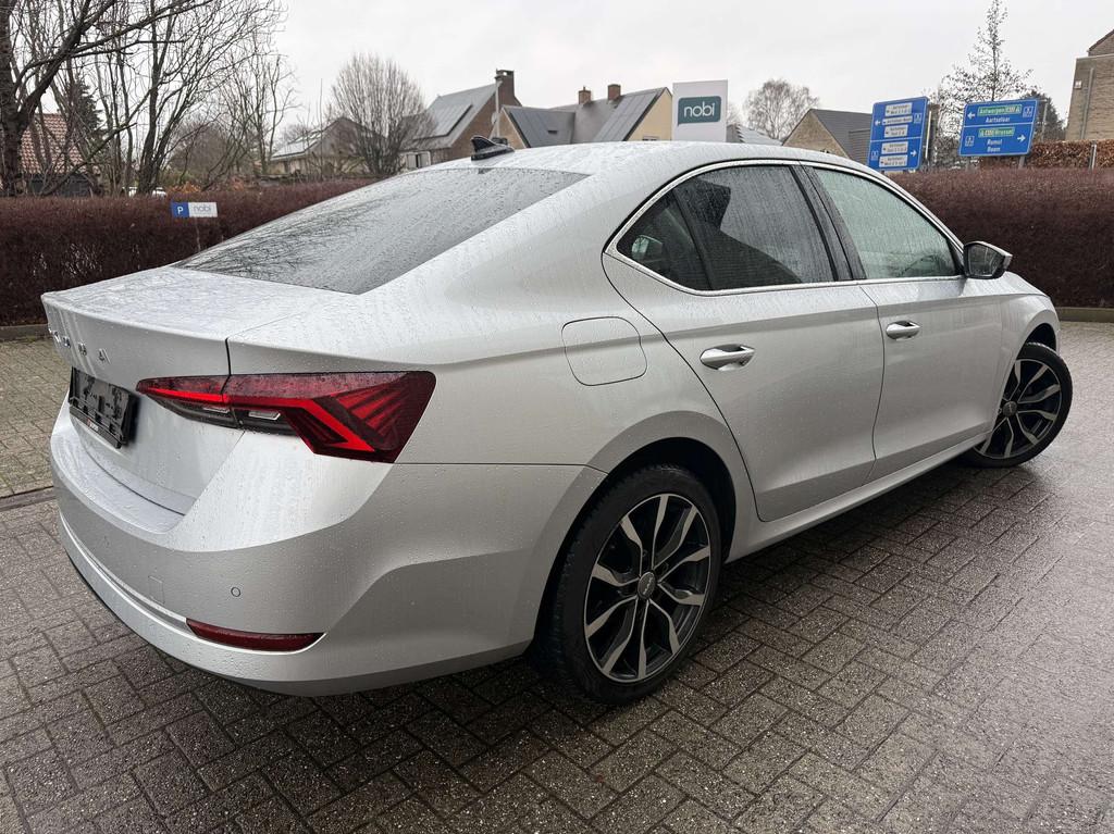 Skoda Octavia Octavia 2.0 TDi SCR Ambition (bj 2020), Voorwielaandrijving, Stof, Gebruikt, 4 cilinders