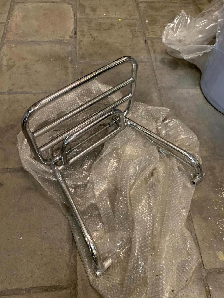 Nouveau porte-bagages, trottinette, keeway et autres marques, Motos, Enlèvement, Neuf