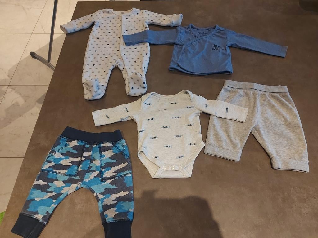 Lot kleding maat 56 2,5€/alles, Enfants & Bébés, Vêtements de bébé | Taille 56, Garçon, C&A, Enlèvement ou Envoi, Costume