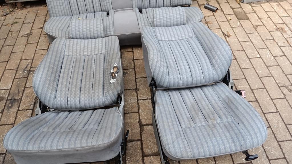 A vendre intérieur complet w124, Enlèvement, Utilisé, Mercedes-Benz