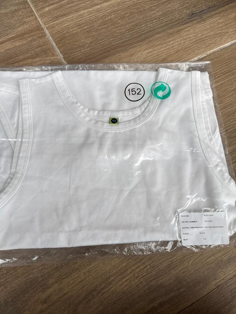 Body Pien en polle 152 nieuw, Neuf, Enlèvement ou Envoi, Vêtements de nuit ou Sous-vêtements, Pien en polle