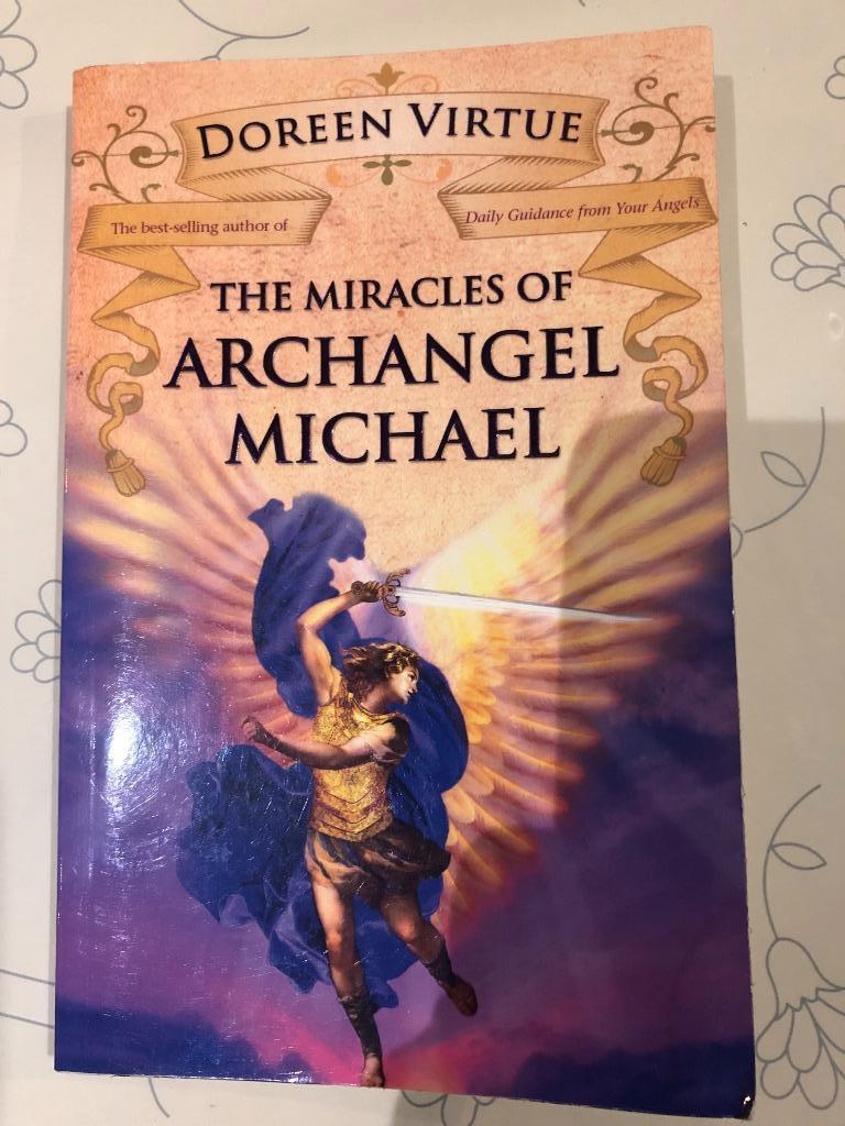 The miracles of Archangel Michael - Doreen Virtue, Boeken, Gelezen, Achtergrond en Informatie, Spiritualiteit algemeen, Ophalen of Verzenden