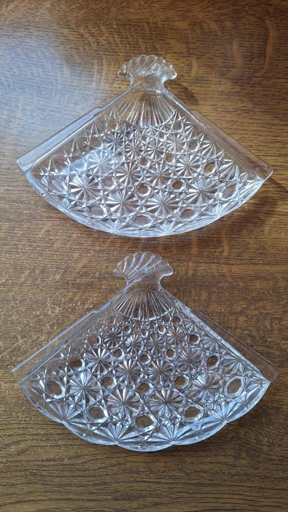 Set van 2 glas schaaltjes in waaier vorm 20 x15 cm, Ophalen of Verzenden