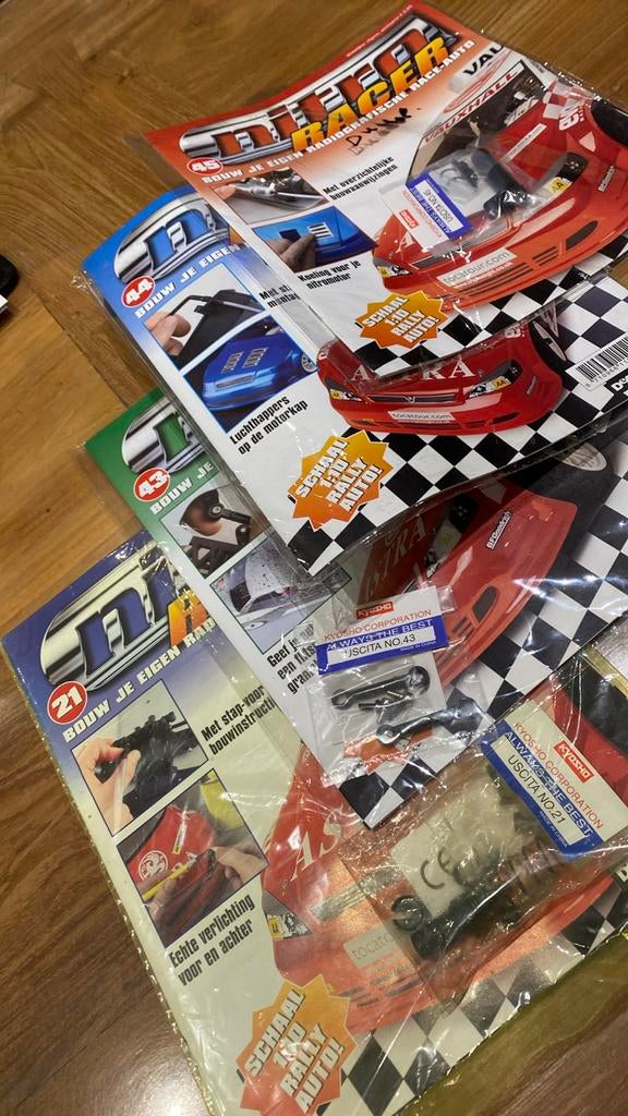 Deagostine moddelbouw rc boekje 1:10 nitro racer 10€ stuk, Ophalen, Nieuw, Nitro