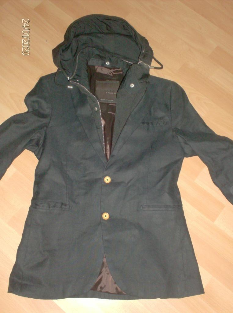SPORTIEVE ZWARTE BLAZER MET KAP MERK ZARA – MAAT / EUR 48/ M, Ophalen of Verzenden, Gedragen, Maat 48/50 (M), Zara