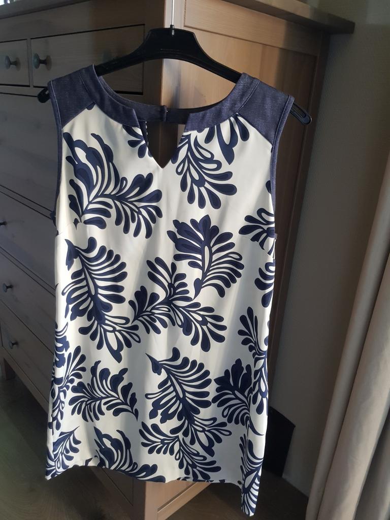 Green ice M 42, Kleding | Dames, Jurken, Ophalen of Verzenden, Maat 42/44 (L), Blauw