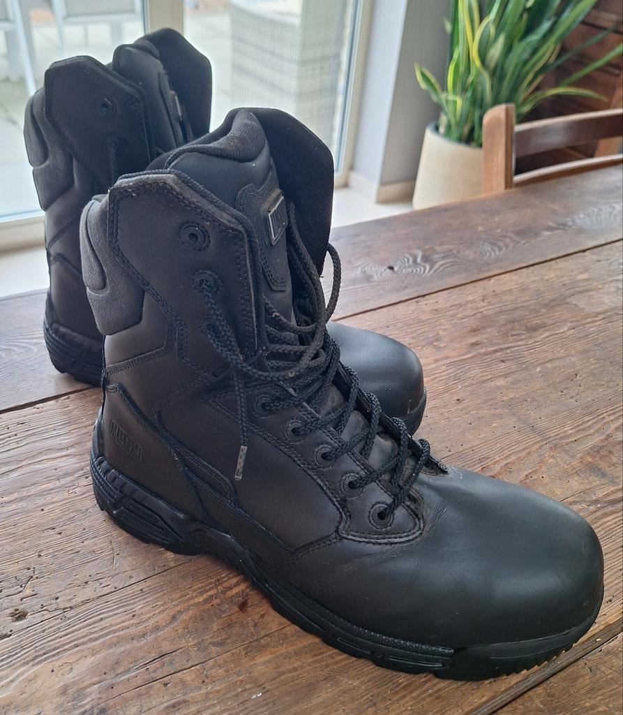 Chaussures de sécurité Magnum taille 46, Enlèvement ou Envoi