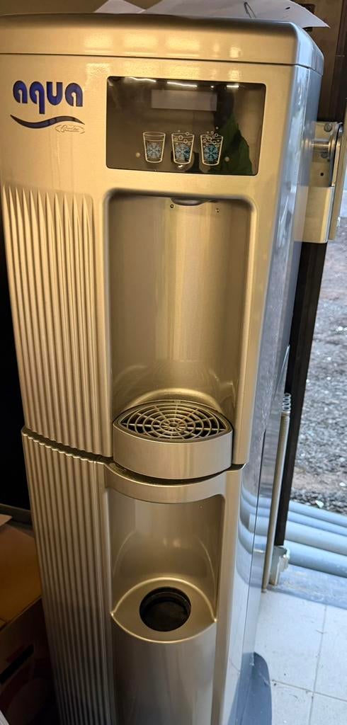 Gekoeld water fontein dispenser met bubbels, Ophalen of Verzenden, Gebruikt, Waterkoeler