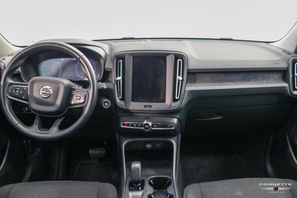 Volvo XC40 1.5 T2 INSCRIPTION ESSENTIAL AUTO APPLE CARPLAY &, Achat, Euro 6, Noir, 5 portes
