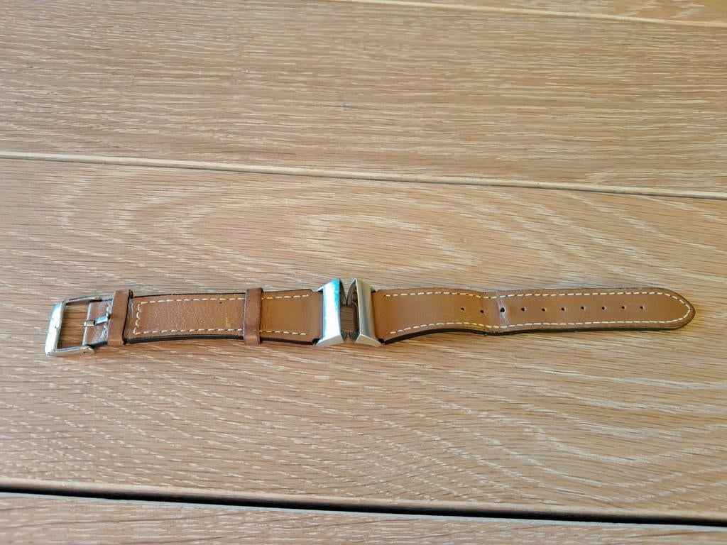 Compatibele bruine leren band voor Fitbit Charge 3, Ophalen of Verzenden, Gebruikt, Overige accessoires, Fitbit Charge 3