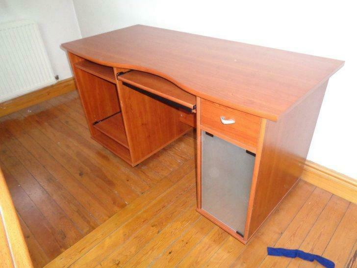 BUREAU GRATIS, Enlèvement, Utilisé