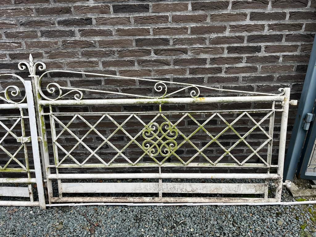 Smeedijzeren hek, gebruikt en in de staat van bevinding, Tuin en Terras, Ophalen, Met poort, Gebruikt, Nic.debruyne@gmail.com