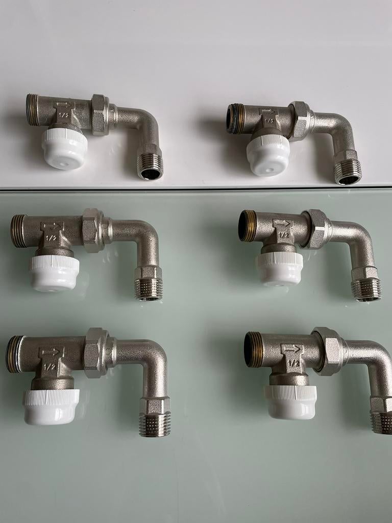 6 nieuwe bocht 1/2 + 6 gebruikte rechte radiatorkranen 1/2, Gebruikt, Minder dan 30 cm, Radiator, Minder dan 60 cm