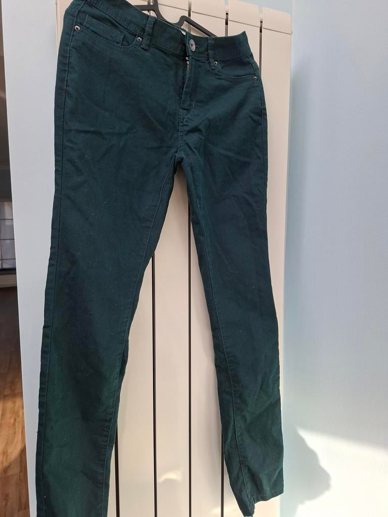 Pantalon 34, Kleding | Dames, Overige kleuren, Lola & Liza, Ophalen of Verzenden, Zo goed als nieuw