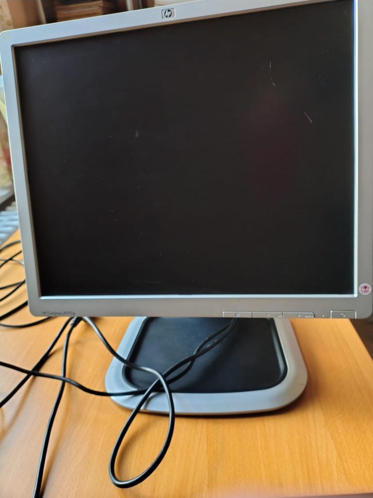 Monitor HP Compaq LA1951g, Computers en Software, Ophalen, Gebruikt, DVI