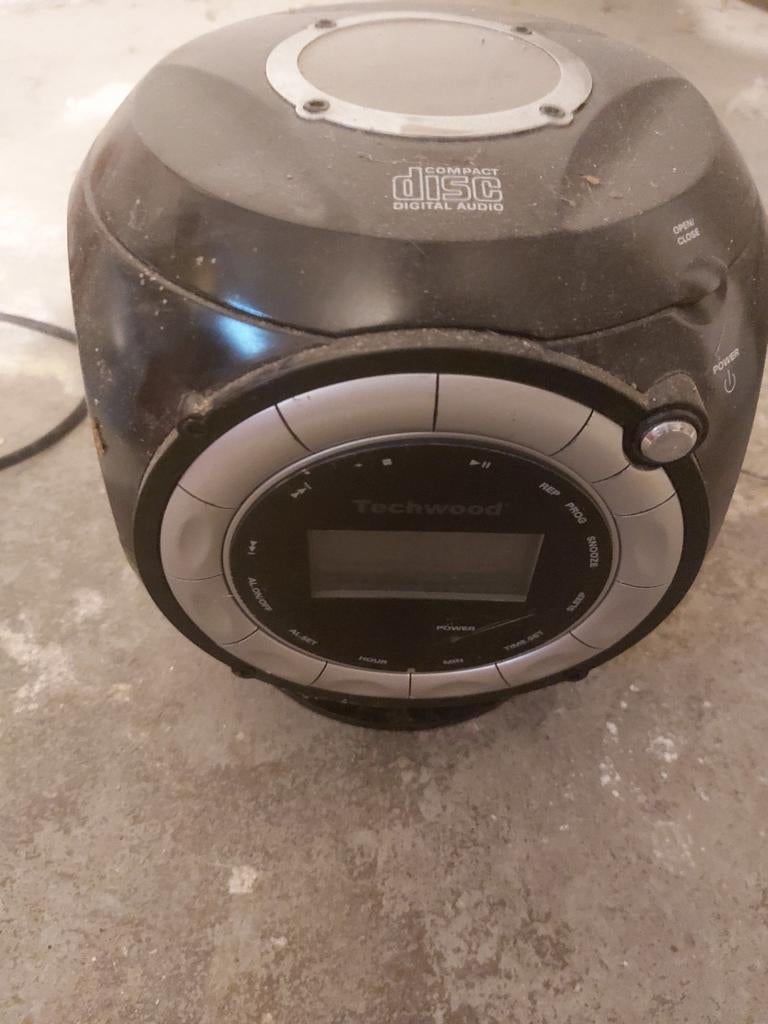 Radio + lecteur CD + Reveil, Enlèvement