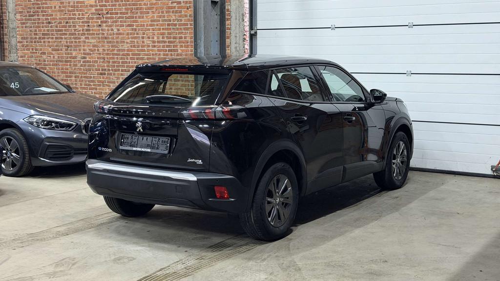 Peugeot 50 kWh Navi CarPlay Camera Elektrische Garantie, Auto's, Peugeot, Automaat, 135 pk, Stof, Zwart