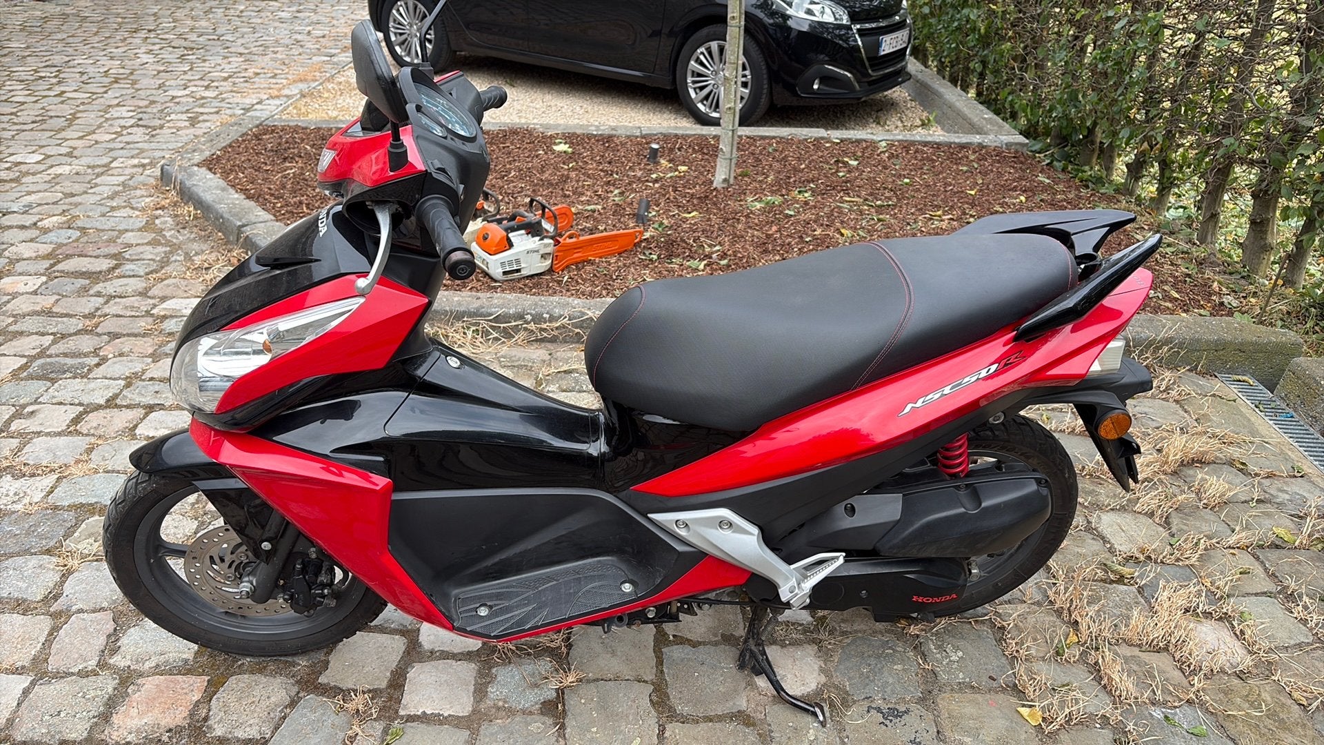 Honda nsc 50 R, Fietsen en Brommers, Brommers | Honda, Ophalen, Zo goed als nieuw