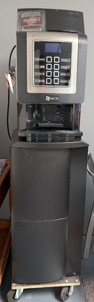 Machine à café - Necta, Café moulu, Réservoir d'eau amovible, Combiné, Comme neuf