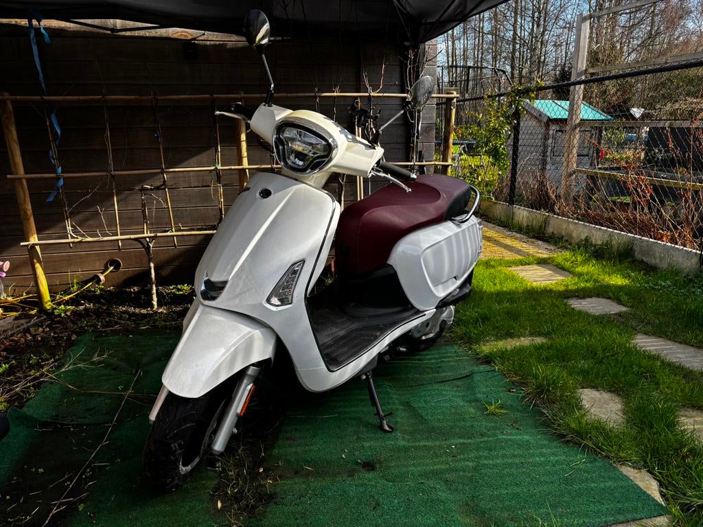 Kymco like 50cc, Ophalen, Zo goed als nieuw, Kymco