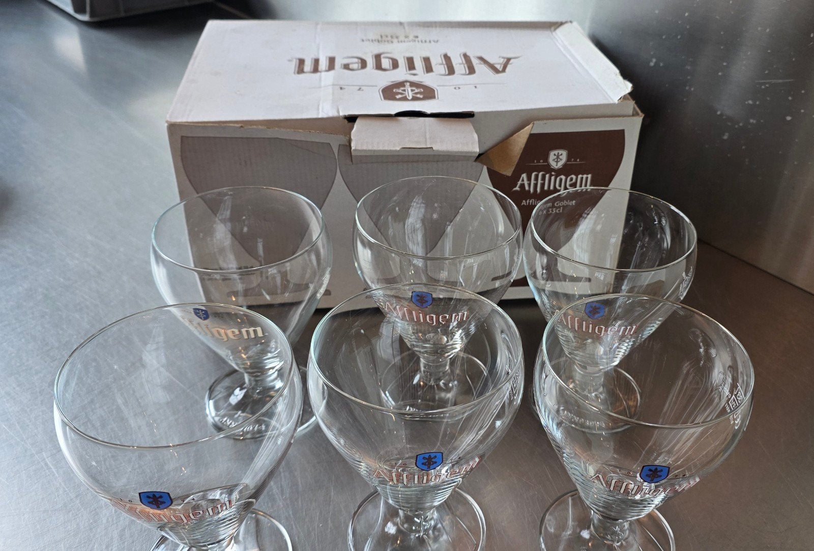 6 affligem glazen, Ophalen