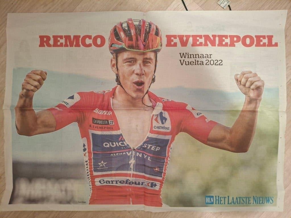 Remco Evenepoel 2022 Bijlage Het Laatste Nieuws krant, Verzamelen, Ophalen of Verzenden, 1980 tot heden, Krant