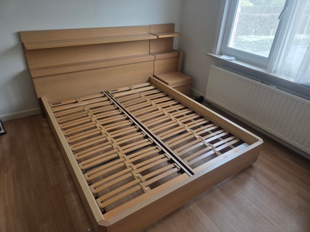 Tweepersoonsbed 150x190 + lattenbodem + nachtkastje, Ophalen, Tweepersoons, 190 cm of minder, Zo goed als nieuw