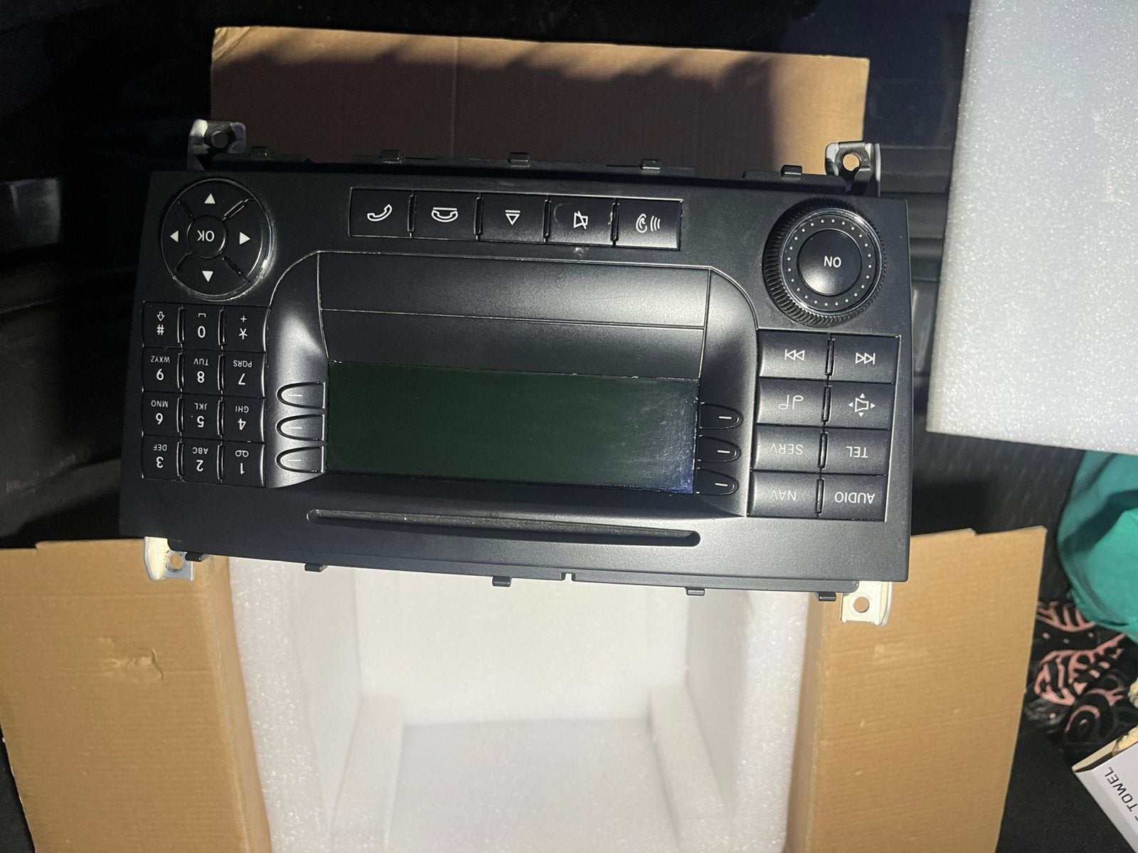 Mercedes w203 cl 203 naviatie radio defect, Ophalen, Gebruikt