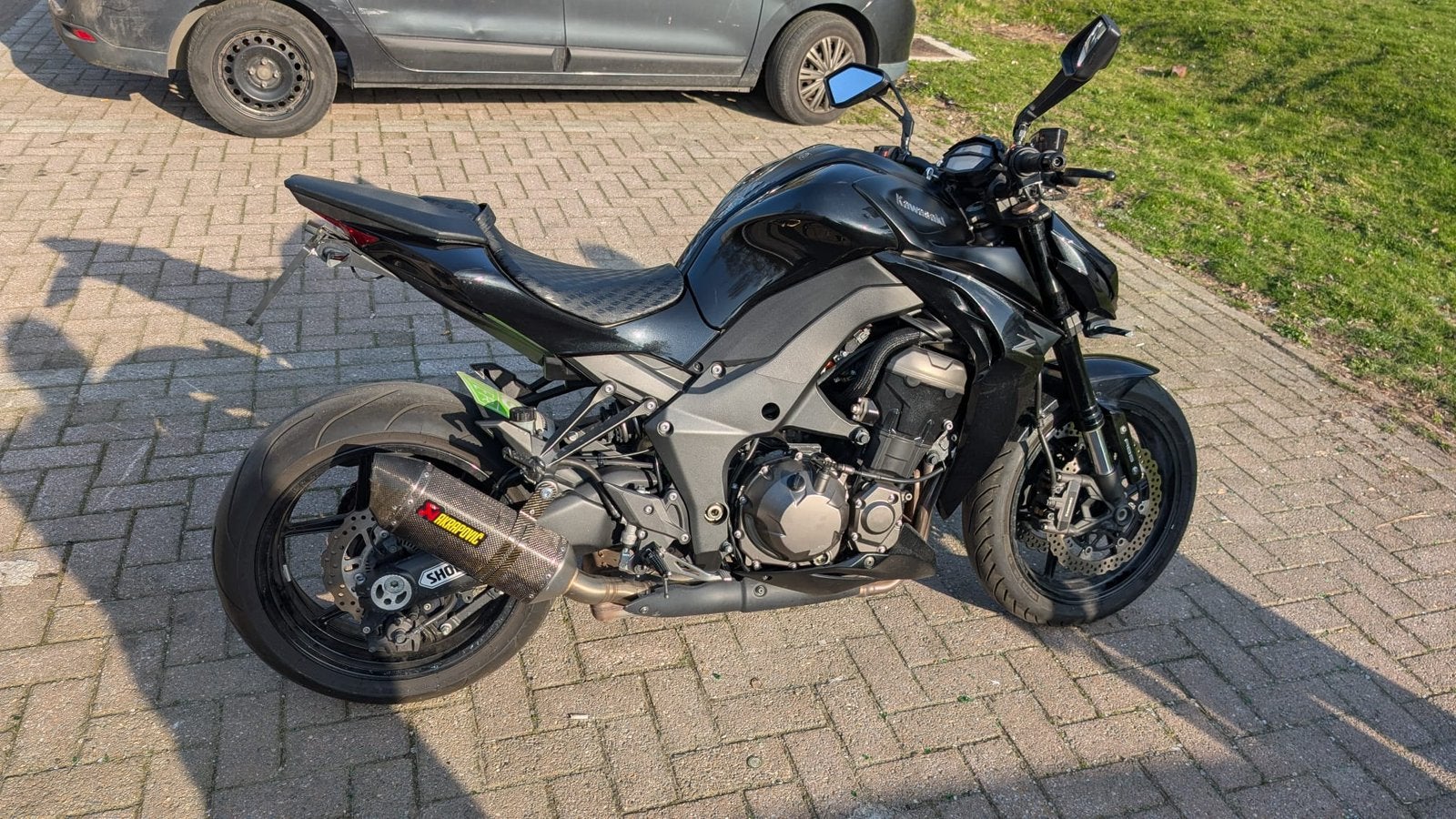 Kawasaki Z1000, Motos, Motos | Kawasaki, Particulier