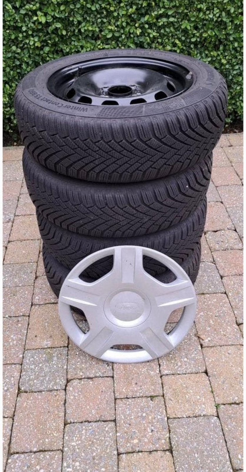 Pneus d'hiver avec housses - Ford Fiesta - 175/65/R14, Enlèvement, Utilisé