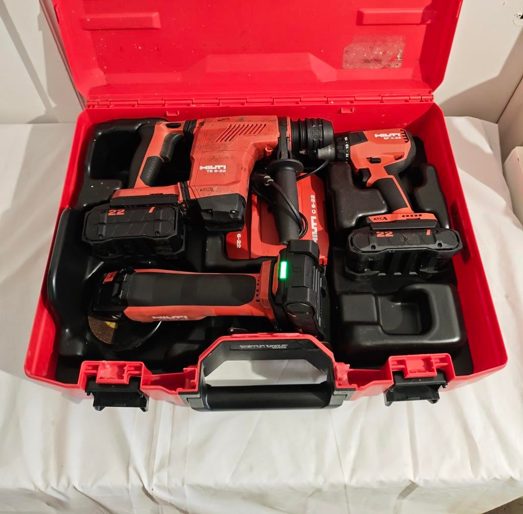 Hilti nuron visseuse perforateur disqueuse 3 batterie + Cha, Enlèvement, Utilisé, Foreuse et Perceuse